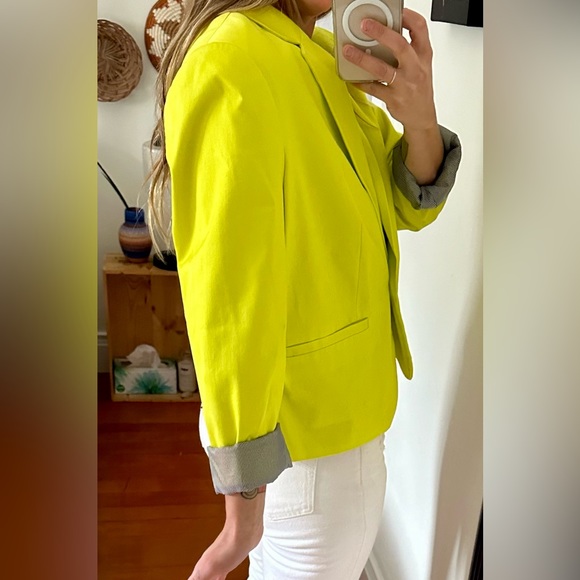Neon Cropped Blazer - Picture 4 of 4